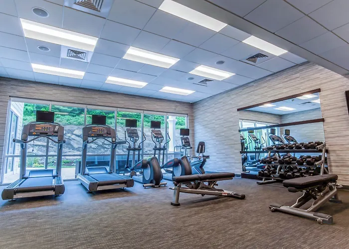 Courtyard By Marriott Lenox Berkshires